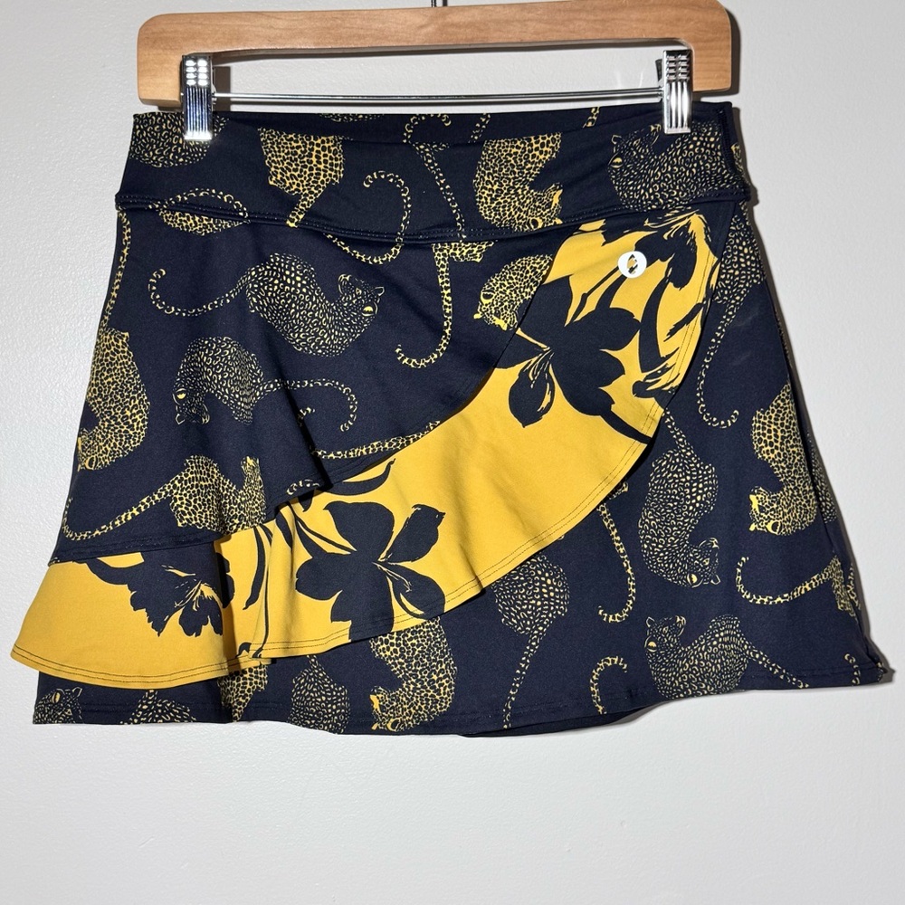 Skort Tennis Golf Pickleball Size 2 Leopard Athletic Stretchy Feminine Shorts